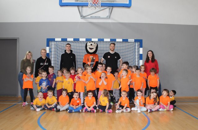 „Ręczna z Klasą” przed derbami