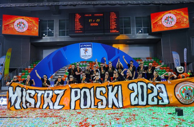 Walczymy o „dziką kartę”