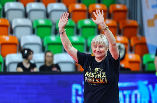 B. Karkut: Stwórzcie piękne widowisko na trybunach