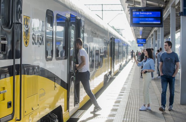 Letni wypoczynek nad Bałtykiem z Kolejami Dolnośląskimi. Już za kilka dni rusza sprzedaż biletów