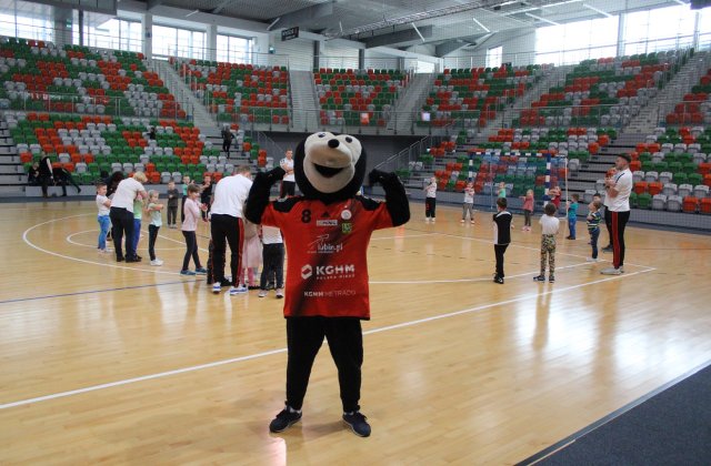 Dziesiątka na „Ręczna z Klasą”
