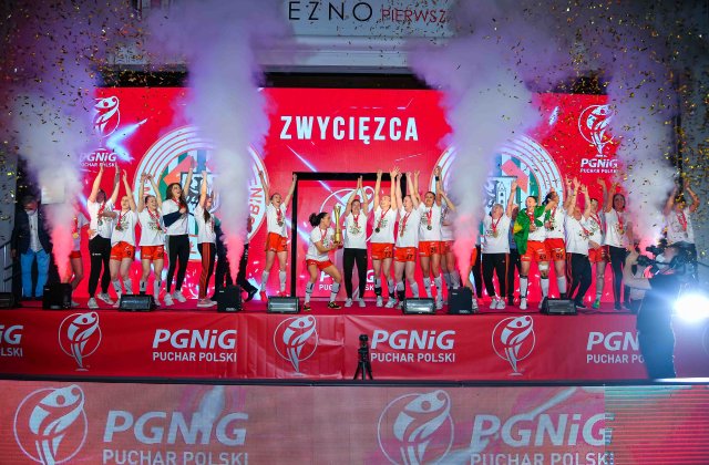 Zagłębie na tronie, Zagłębie w podwójnej koronie!