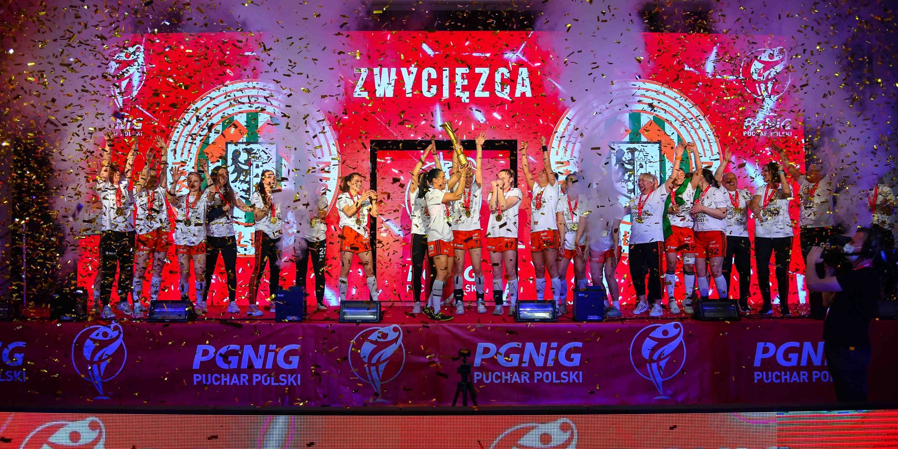 Przeżyjmy to jeszcze raz: Puchar jest nasz! (Wideo)