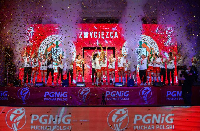 Przeżyjmy to jeszcze raz: Puchar jest nasz! (Wideo)