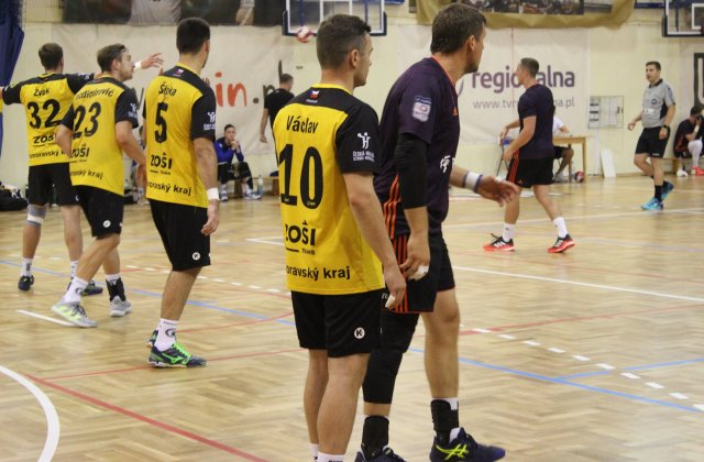 Remis w trzecim sparingu