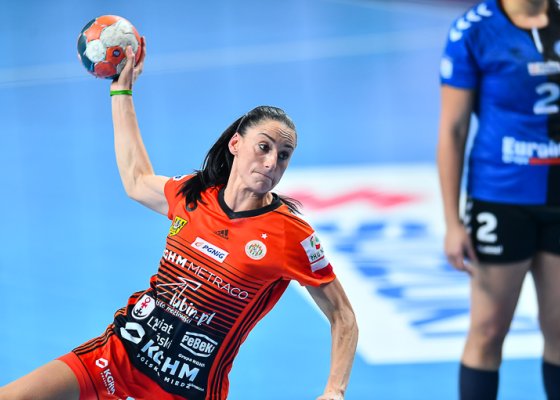 Metraco Zagłębie Lubin – Eurobud JKS Jarosław 33:25 (15:12)