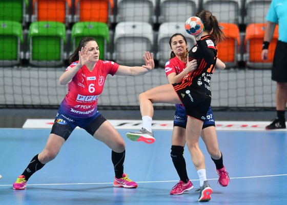 Metraco Zagłębie Lubin – MKS Piotrcovia Piotrków Trybunalski 35:16 (16:5)