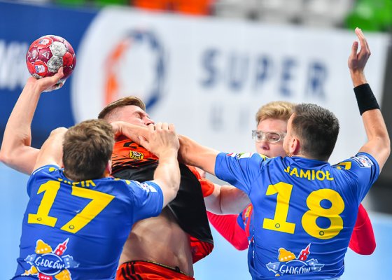 MKS Zagłębie Lubin – KS SPR Chrobry Głogów 32:32 (15:14) k.2:4