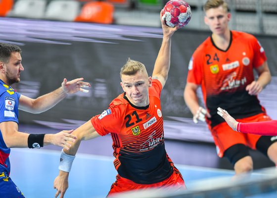 MKS Zagłębie Lubin – KS SPR Chrobry Głogów 32:32 (15:14) k.2:4
