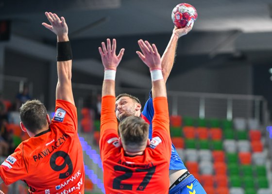 MKS Zagłębie Lubin – KS SPR Chrobry Głogów 32:32 (15:14) k.2:4