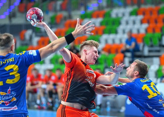 MKS Zagłębie Lubin – KS SPR Chrobry Głogów 32:32 (15:14) k.2:4