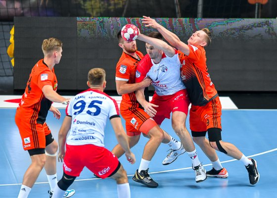MKS Zagłębie Lubin - Energa MKS Kalisz 27:25 (11:13)