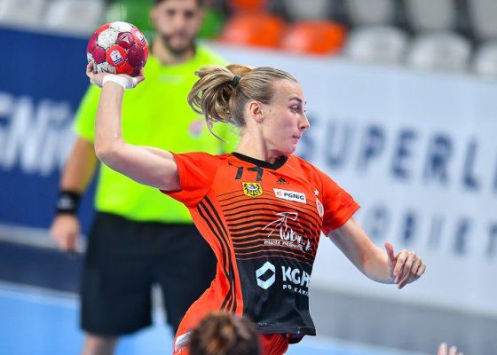 MKS Zagłębie Lubin – MKS Piotrcovia Piotrków Tryb. 35:32 (17:12)