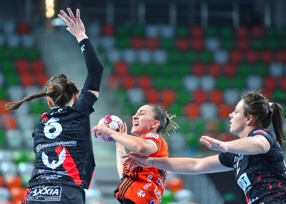 MKS Zagłębie Lubin – MKS Piotrcovia Piotrków Tryb. 35:32 (17:12)