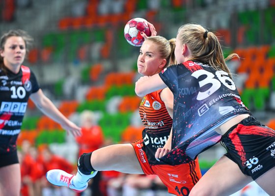 MKS Zagłębie Lubin – MKS Piotrcovia Piotrków Tryb. 35:32 (17:12)