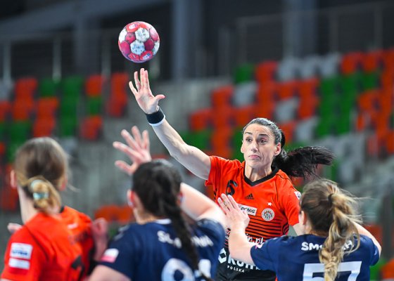 MKS Zagłębie Lubin – Młyny Stoisław Koszalin 34:24 (17:16)