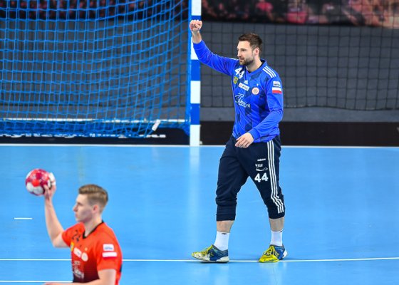MKS Zagłębie Lubin – Piotrkowianin Piotrków Trybunalski 24:19 (8:7)