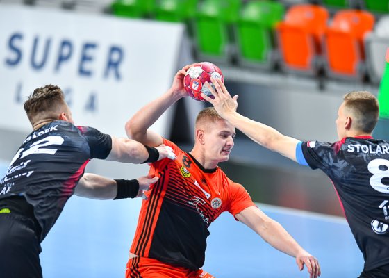 MKS Zagłębie Lubin – Piotrkowianin Piotrków Trybunalski 24:19 (8:7)
