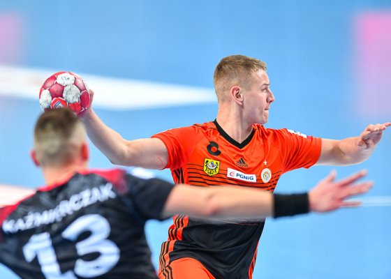 MKS Zagłębie Lubin – Piotrkowianin Piotrków Trybunalski 24:19 (8:7)