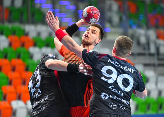 MKS Zagłębie Lubin – Piotrkowianin Piotrków Trybunalski 24:19 (8:7)