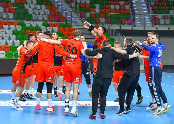 MKS Zagłębie Lubin – Piotrkowianin Piotrków Trybunalski 24:19 (8:7)