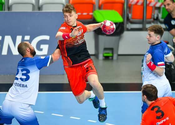 MKS Zagłębie Lubin - Grupa Azoty Tarnów 26:22 (10:12)