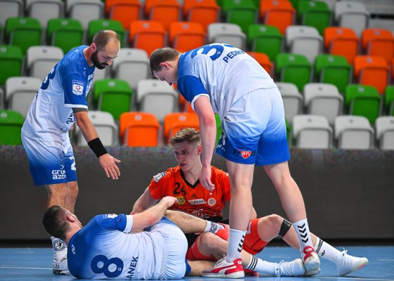 MKS Zagłębie Lubin - Grupa Azoty Tarnów 26:22 (10:12)