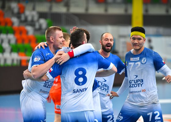 MKS Zagłębie Lubin - Grupa Azoty Tarnów 26:22 (10:12)