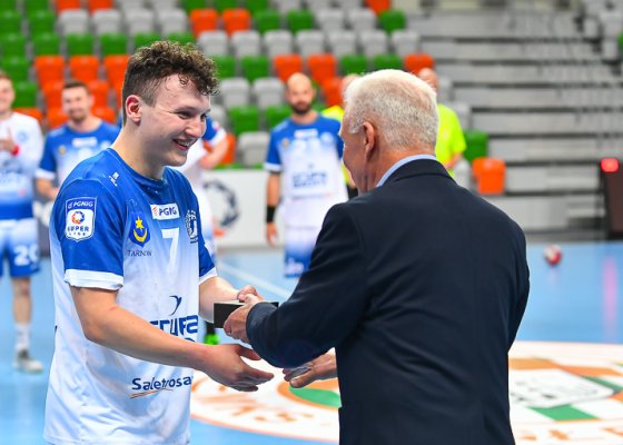 MKS Zagłębie Lubin - Grupa Azoty Tarnów 26:22 (10:12)