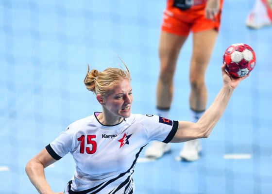 MKS Zagłębie Lubin - Zwiezda Zwienigorod 33:29 (18:11)