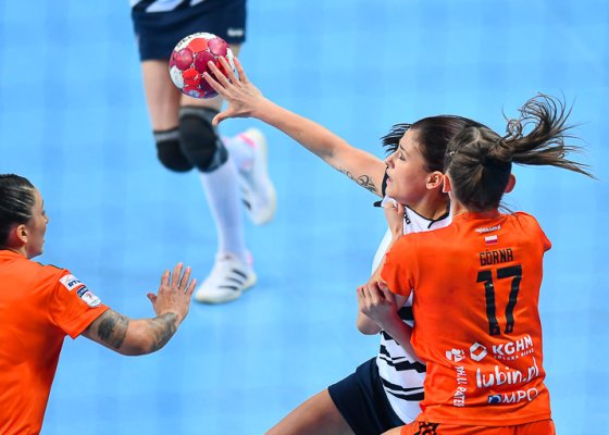 MKS Zagłębie Lubin - Zwiezda Zwienigorod 33:29 (18:11)