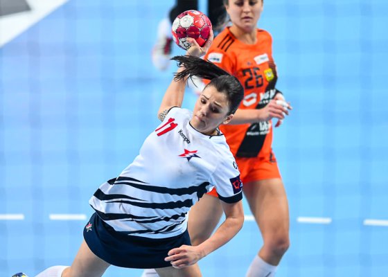 MKS Zagłębie Lubin - Zwiezda Zwienigorod 33:29 (18:11)