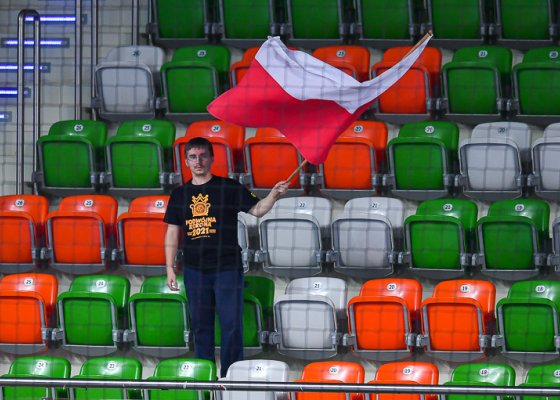 MKS Zagłębie Lubin - Zwiezda Zwienigorod 33:29 (18:11)