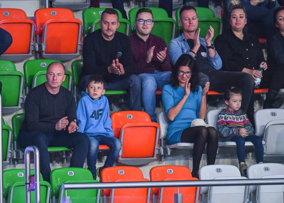 MKS Zagłębie Lubin - Zwiezda Zwienigorod 33:29 (18:11)