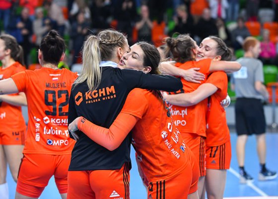 MKS Zagłębie Lubin - Zwiezda Zwienigorod 33:29 (18:11)