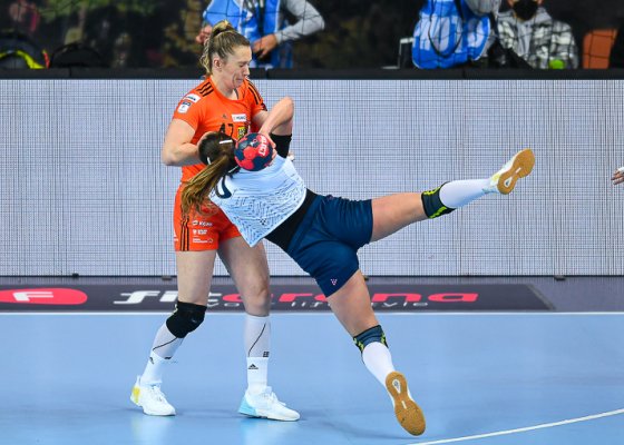 MKS Zagłębie Lubin - Les Neptunes de Nantes 26:27 (12:13)