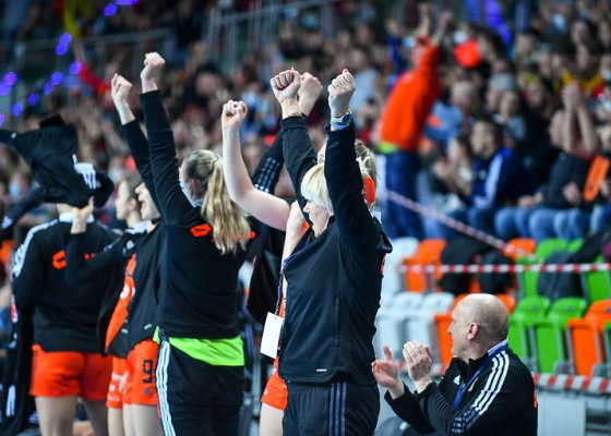 MKS Zagłębie Lubin - Les Neptunes de Nantes 26:27 (12:13)