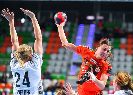 MKS Zagłębie Lubin - SG BBM Bietigheim 21:33 (8:19)