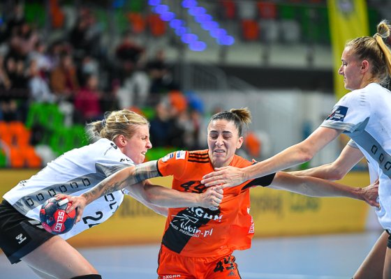 MKS Zagłębie Lubin - SG BBM Bietigheim 21:33 (8:19)