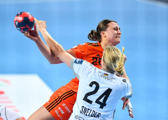 MKS Zagłębie Lubin - SG BBM Bietigheim 21:33 (8:19)