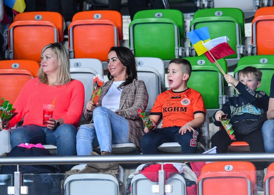 MKS Zagłębie Lubin – Młyny Stoisław Koszalin 27:21 (16:10)