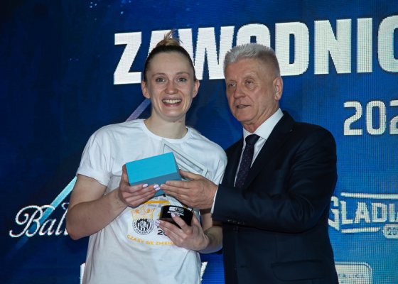 MKS Zagłębie Lubin – KPR Kobierzyce 27:24 (14:13)