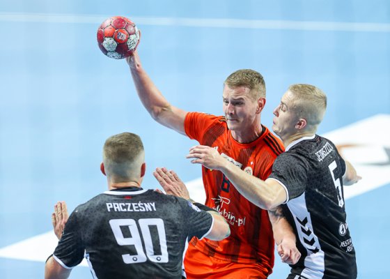MKS Zagłębie Lubin – Piotrkowianin Piotrków Trybunalski 23:22 (9:8)
